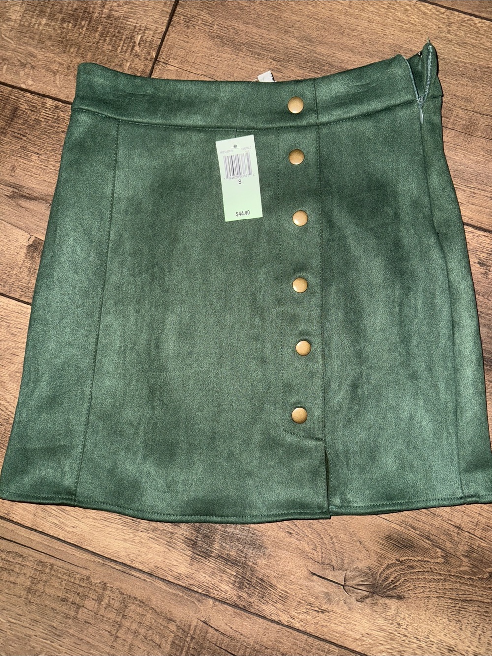 NWT Green Snap-Front Mini Skirt
